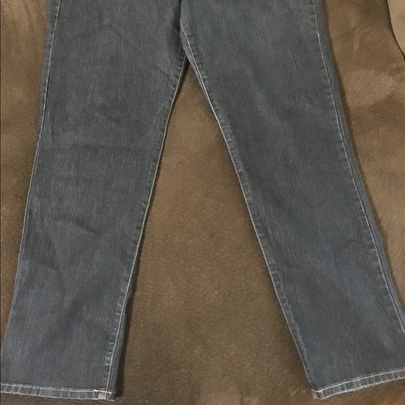 Jeans - Picture 5 of 5